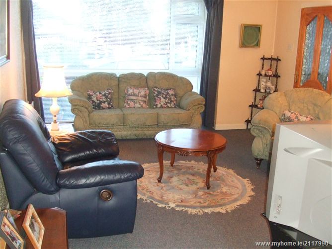 175, Woodlawn Park Grove, Firhouse, Dublin 24 Tom Maher & Co Ltd